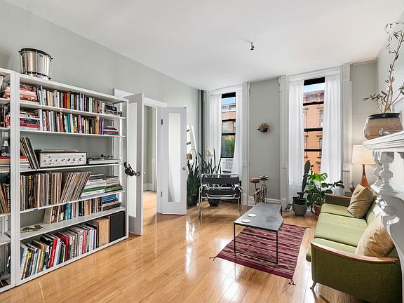 3rd image of 24 W 126th St APT 2