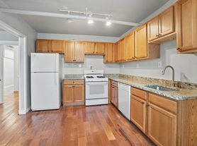 The Herford Apts - 3405 Clifton Avenue