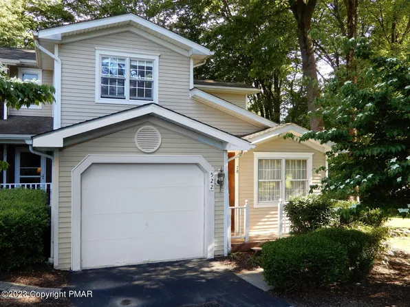 522 Emerald Ct, East Stroudsburg, PA 18301
