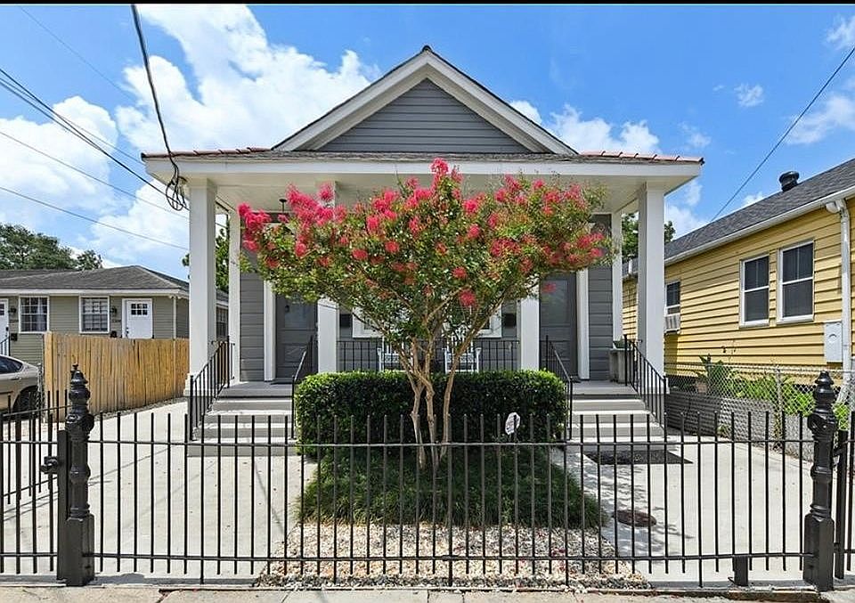 1st image of 2512 Saint Philip St