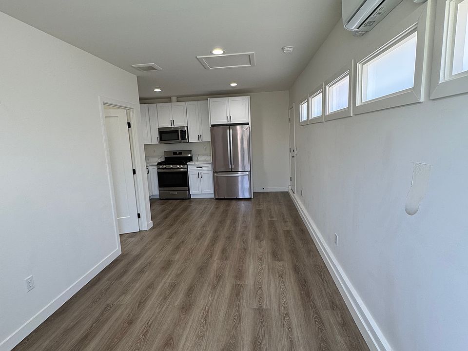 1st image of 3837 E Cochran St