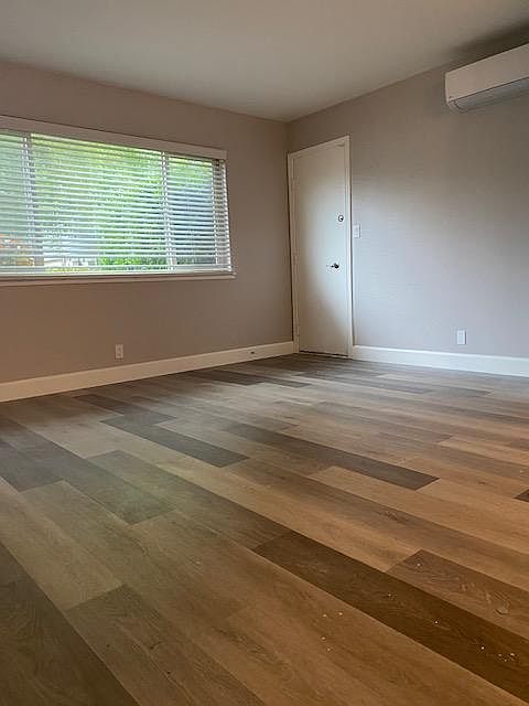 2nd image of 1600 Jordan Dr APT 39