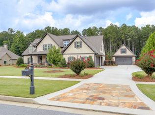 107 Northwynn Dr, Sharpsburg, GA 30277