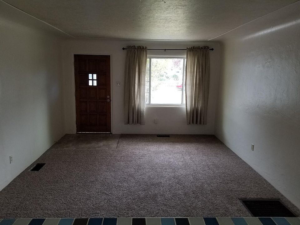 1st image of 1709 Wilmoore Dr SE