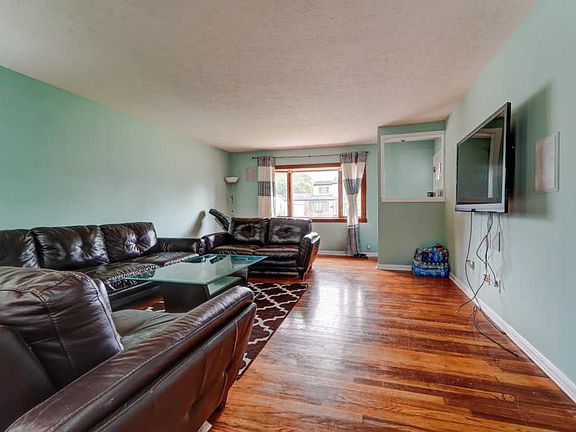 5th image of 1466 Firwood Dr