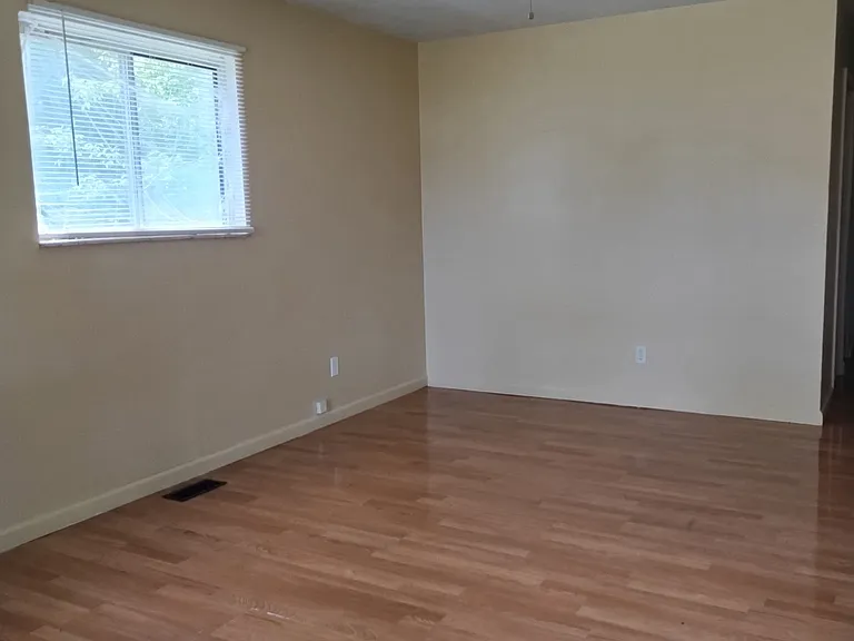 4110 Tuxedo Ave — Photo 2