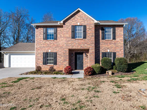 710 Fox Landing Ln, Knoxville, TN 37922