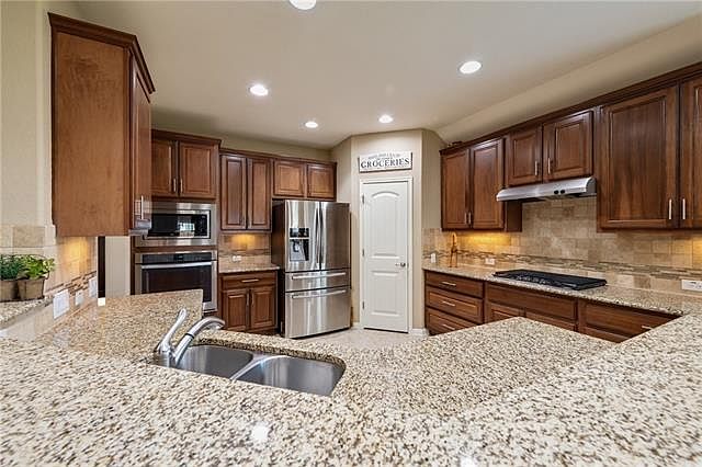 1st image of 8094 Arezzo Dr