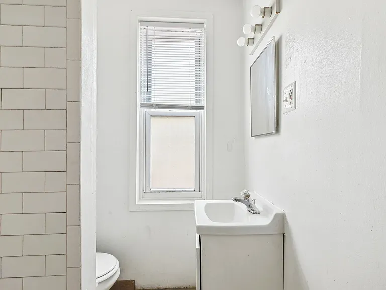 4161 Ridge Ave #2 — Photo 17