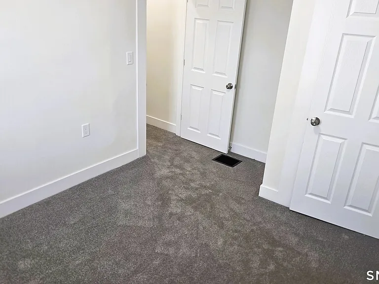 14 Meadow St — Photo 15