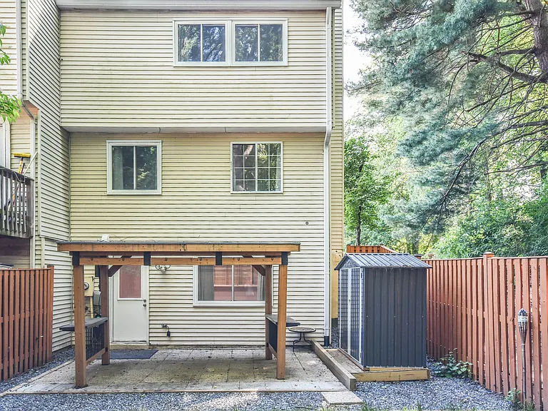 10231 Millstream Dr — Photo 34