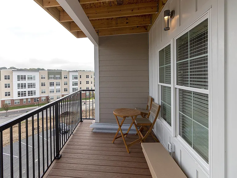 DeLaet's Landing - 99 New Broadway — Photo 11