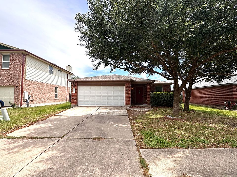 1st image of 202 Lucky Clover Ln