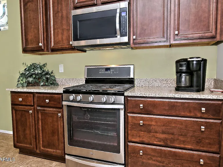4394 N Hummingbird Dr — Photo 12