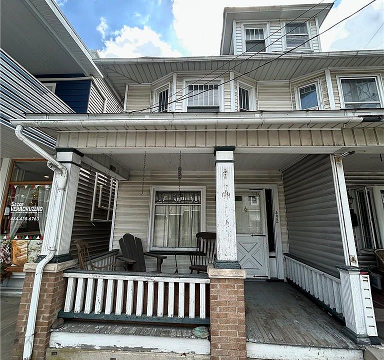 1st image of 452 S Main St