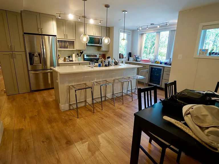 1101 Clifton St NW #B — Photo 4