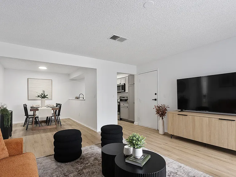 Indy Ridge — Photo 9