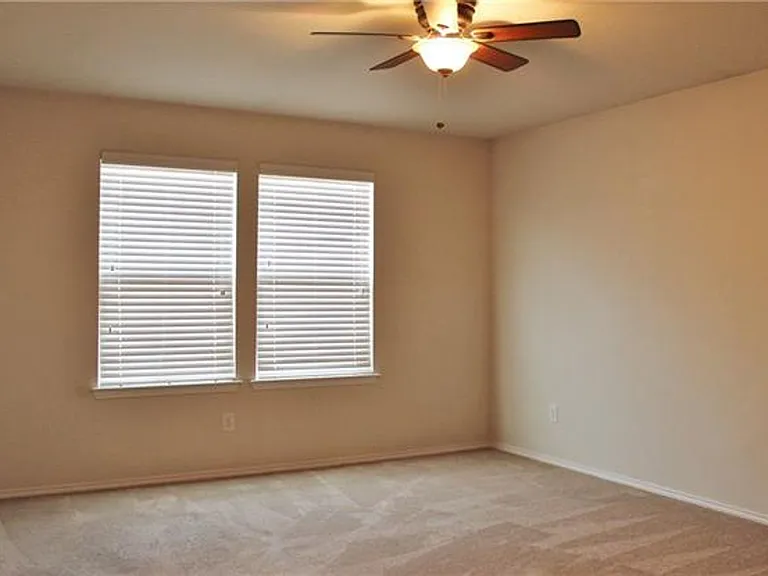 207 Citrus Dr — Photo 3