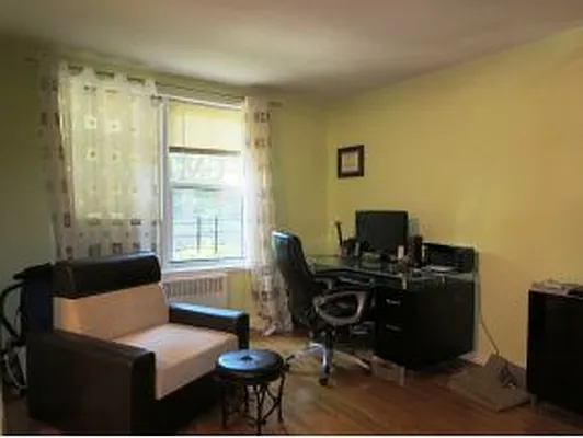 Sold by Maximillion Realty, Inc. | media 1