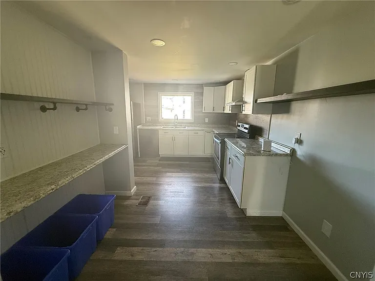 417 Franklin St — Photo 5
