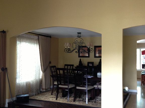 Dining Room (Step up) 