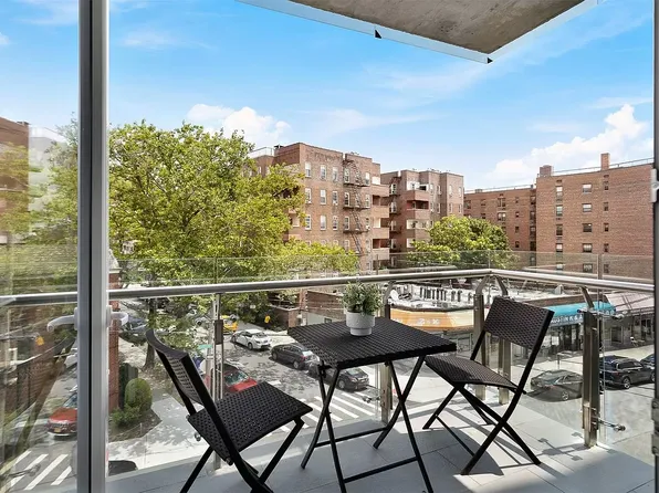 65-18 Austin Street image 6 of 8