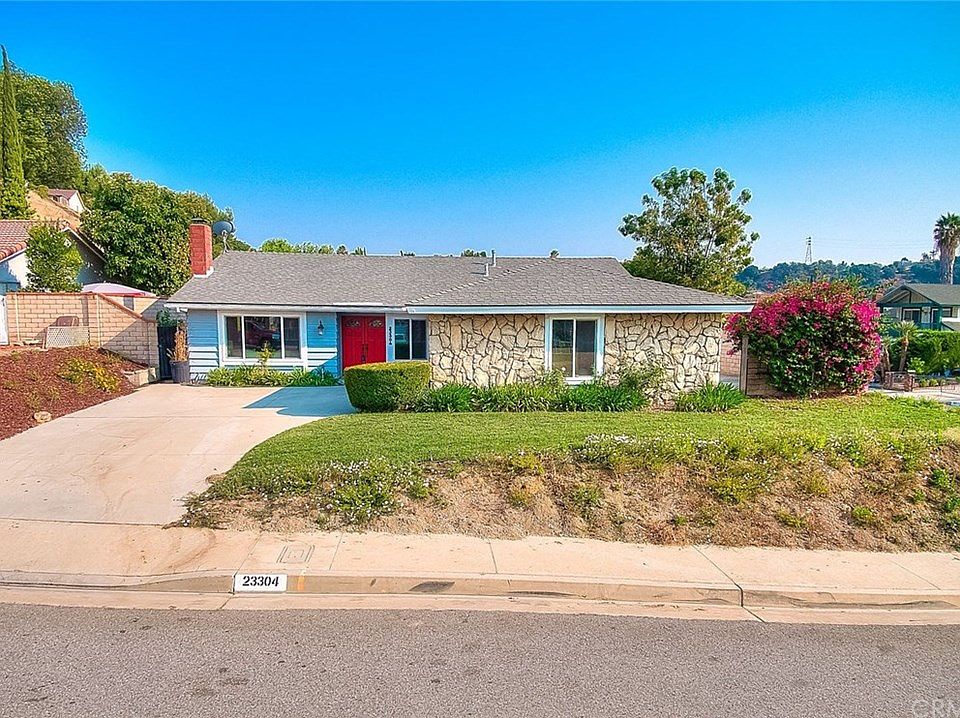 1st image of 23304 Stirrup Dr