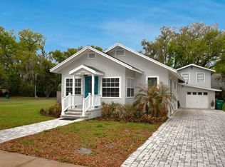 1245 N Alexander St, Mount Dora, FL 32757