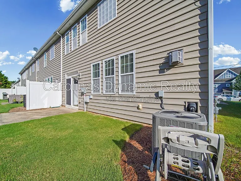 5470 Allison Ln — Photo 36