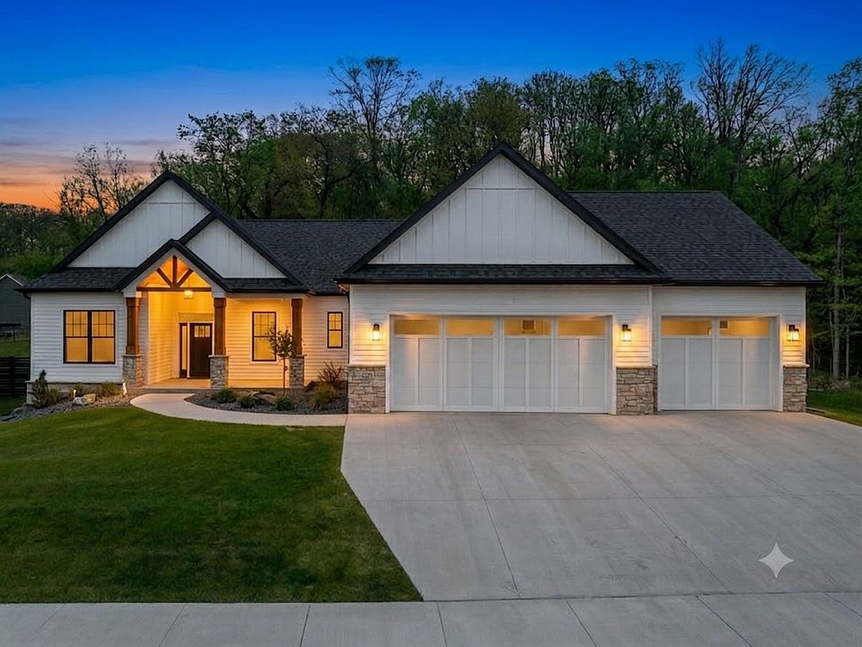 1st image of 4228 Cassidy Ridge Dr NE
