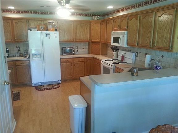 4th image of 124 Gainsway Dr