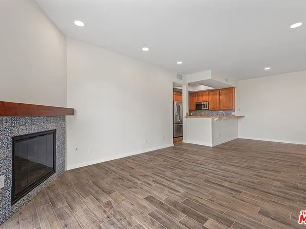 8707 Falmouth Ave Unit 221, Playa Del Rey, CA 90293