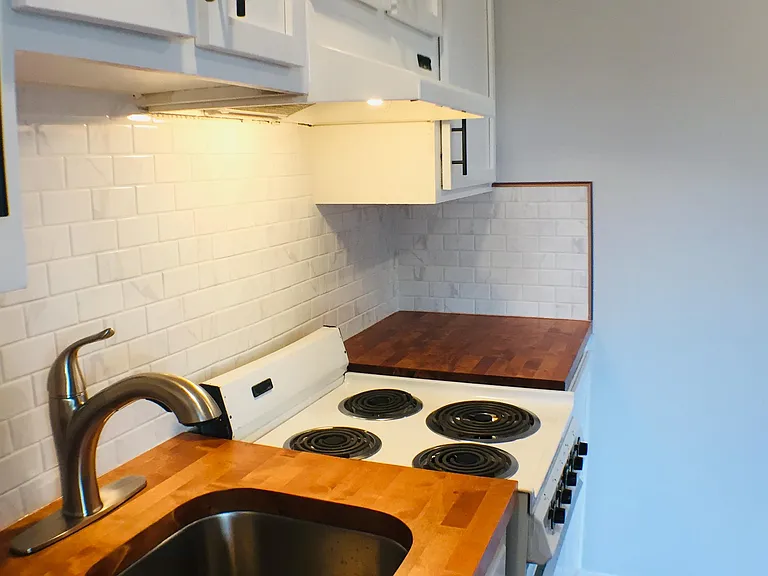 1010 Washington St #208 — Photo 10