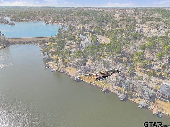 2nd image of 1531 Tanglewood Dr E