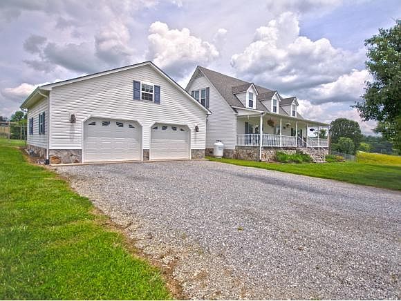 1st image of 5572 Rolling Hills Dr