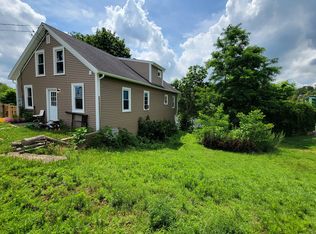 3 Water St, Killingly, CT 06239