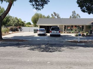 11740 Calabash Ave, Fontana, CA 92337