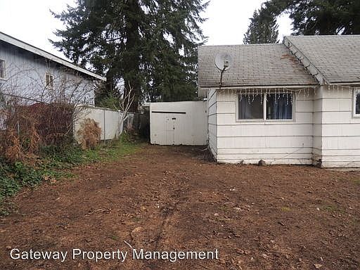 2nd image of 1312 Thomas Ave