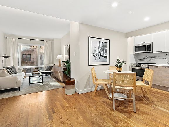 4th image of 50 Clarkson Ave #Penthouse 4