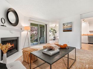 12818 SE 41st Ln UNIT B204, Bellevue, WA 98006