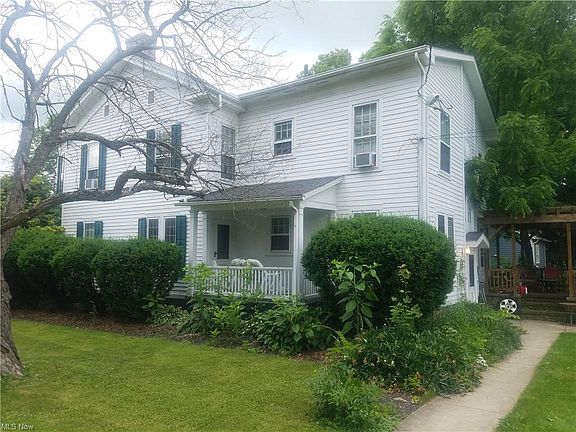 2nd image of 11749 Dean St