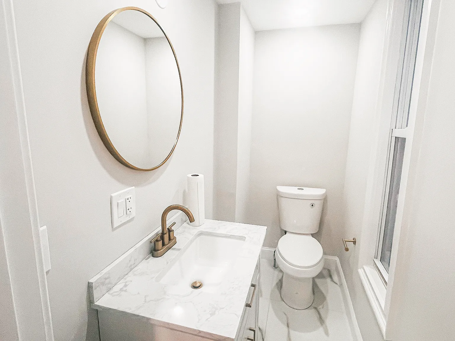 3 bed, 1.5 bath, 1727 sqft, $1,390 — Photo 4