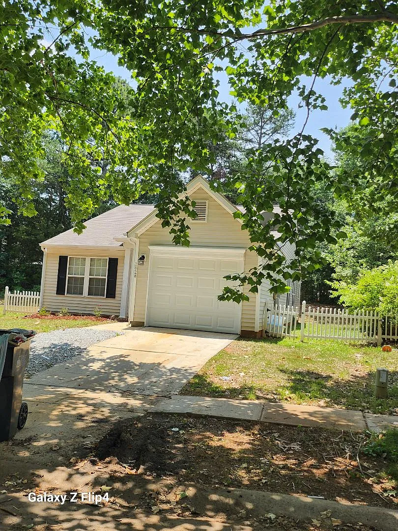 2828 Oasis Ln. — Photo 1