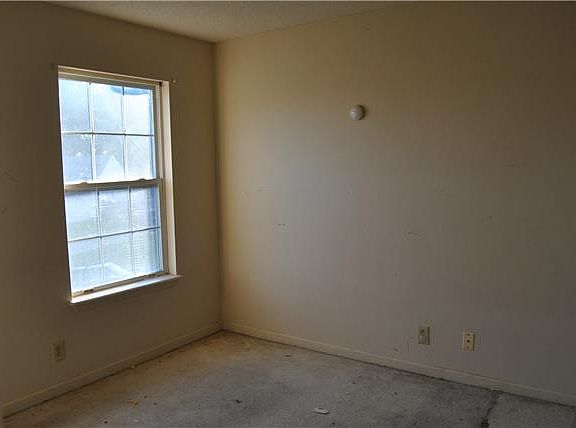 4th image of 1418 Marla Ct