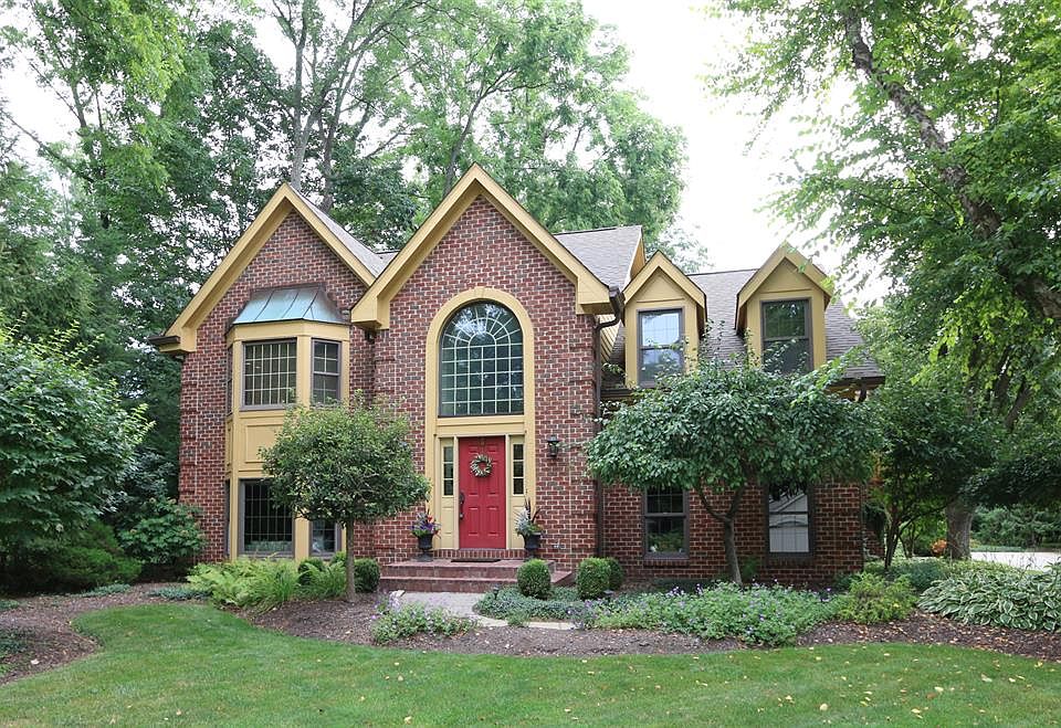 1st image of 8240 Rhine Way