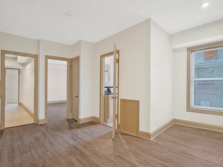 3911 9th St NE #3 — Photo 7