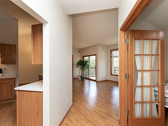 2nd image of 2441 Patricia Dr