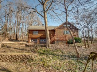 5 Hillwood Dr, Caseyville, IL