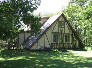 15947 Rodeo Dr, Breese, IL 62230