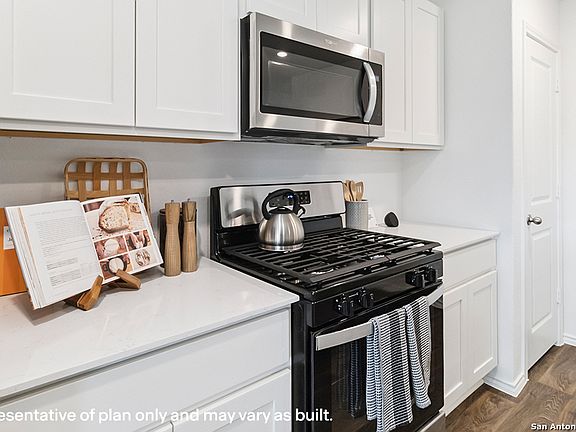 7th image of this home